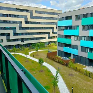  Apartment Kama